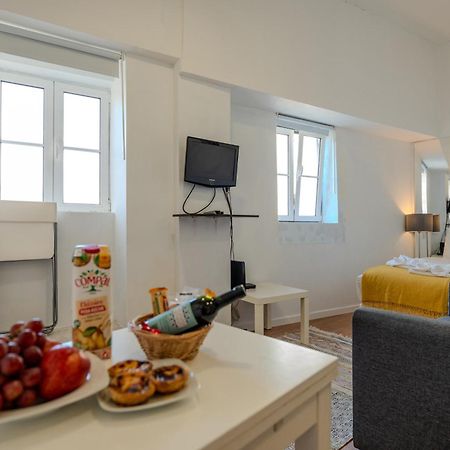 Studio Mouraria, Lisbon Center, Tram & Metro Экстерьер фото