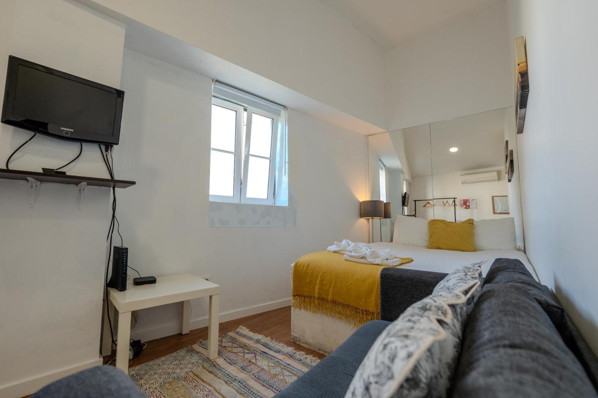 Studio Mouraria, Lisbon Center, Tram & Metro Экстерьер фото